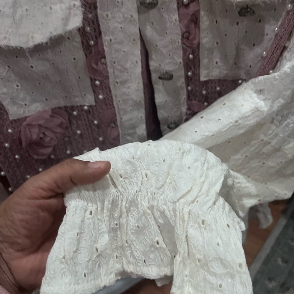 POL Ivory Lace Top - Picture 7 of 9